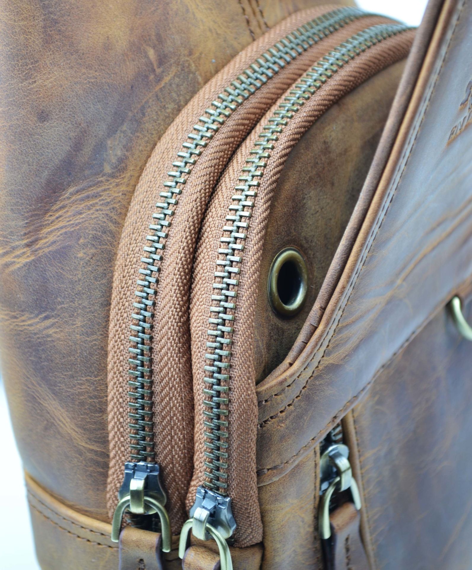 Hakiki Deri Omuz Çantası Taba Erkek Omuz Çantası Erkek Çapraz Çanta