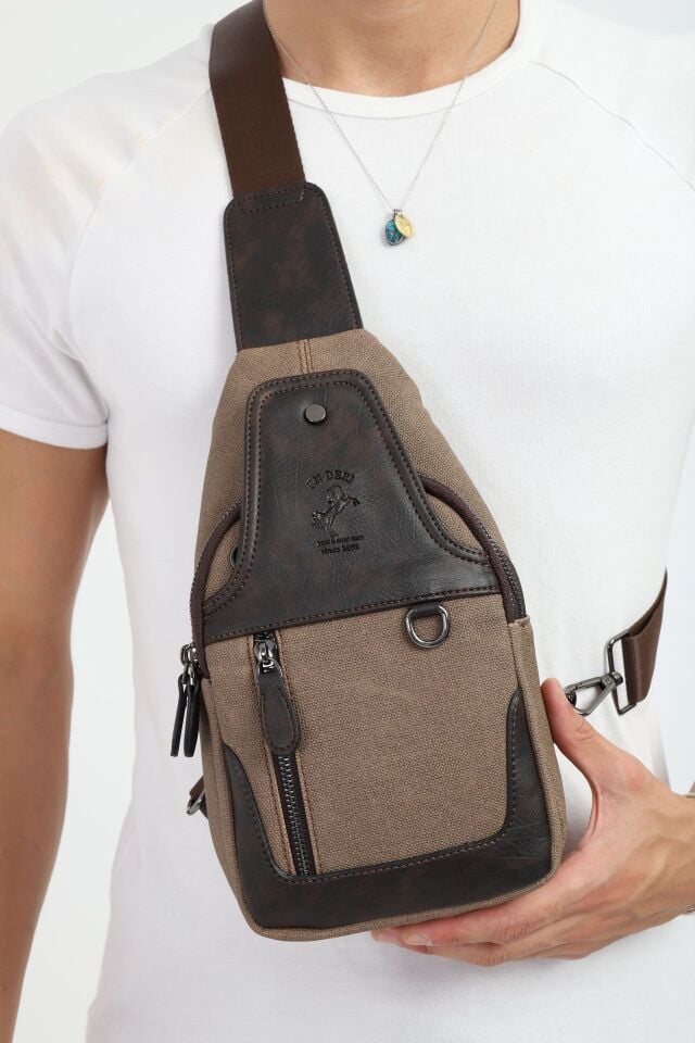 Kahve Kanvas Omuz Çantası - Mıknatıslı Bölmeli Askılı Çapraz Çanta