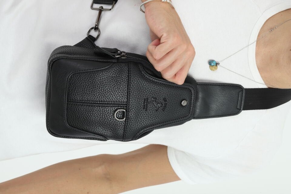 Erkek Siyah Çok Bölmeli Günlük Çapraz Askılı Omuz Çantası