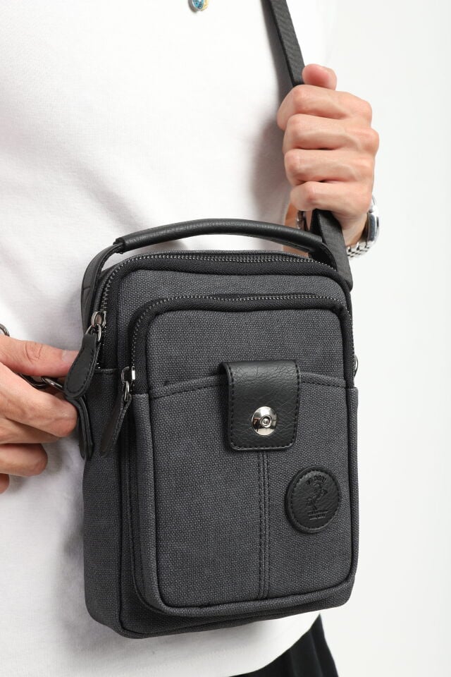 Siyah Kanvas Erkek El ve Omuz Çantası – Ayarlanabilir Çapraz Askılı, Çok Bölmeli Postacı Çanta