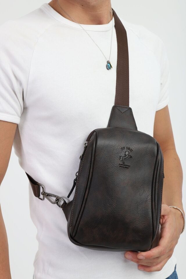 Kahverengi Erkek Çapraz Çanta - Minimalist Ergonomik Askılı Omuz Çantası